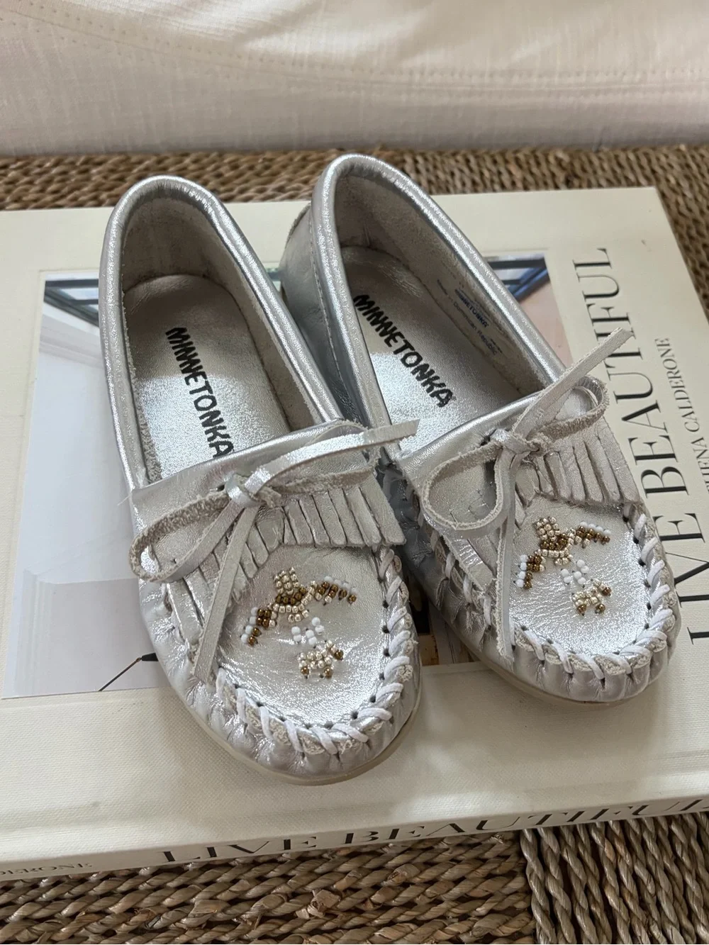 Minnetonka Metallic Silver Leather Moccasins Size 11